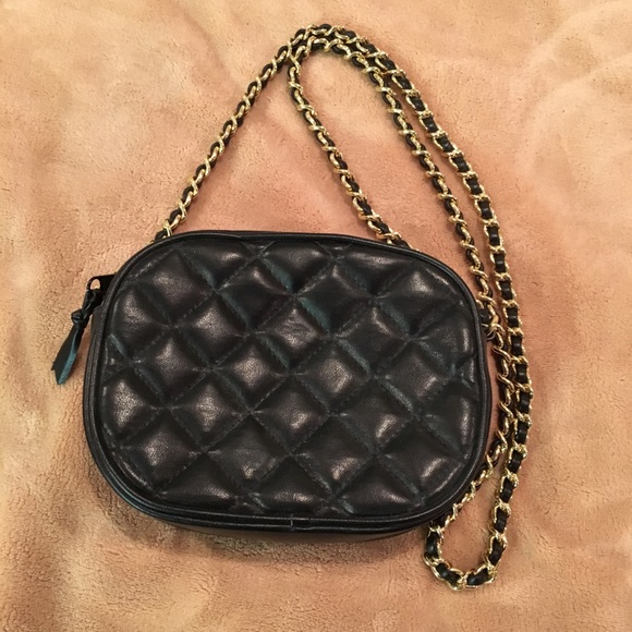 Black Quilted Purse - Picture 2 of 7
